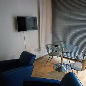 Appartement 2 Pieces 40 M2, Dans Hyper Centre, Avec Piscine Au Rez De Chaussee, Grenoble